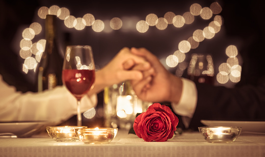 Découvrez comment  le mieux préparer son diner romantique